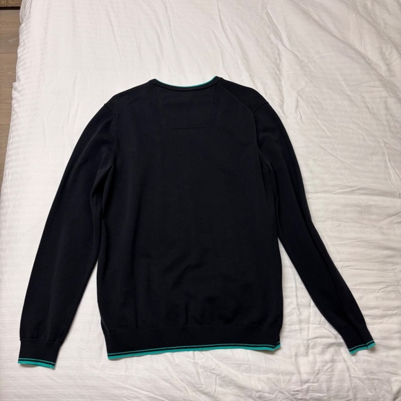 Hugo Boss Sweater - Picture 6 of 6